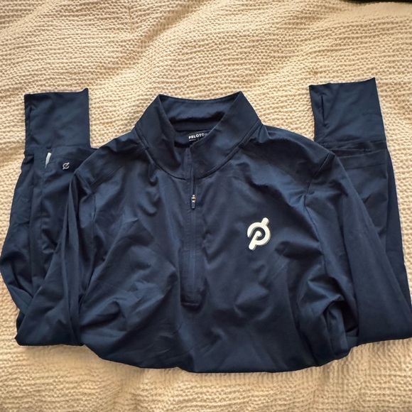 Peloton Performance Pullover - Picture 4 of 4